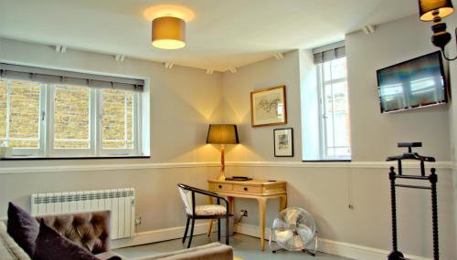 City Studios - Photo 5