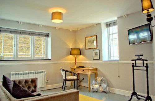 City Studios - Photo 5