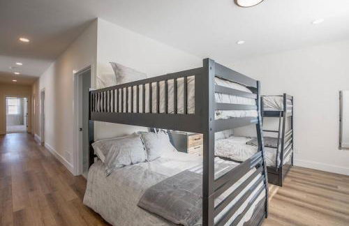 Luxury Estate with Stadium TDJ Views Sleeps 20 - Foto 12