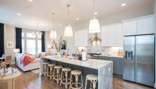 Roof Deck Grill VIEWS 2 Miles from Broadway - Foto 5