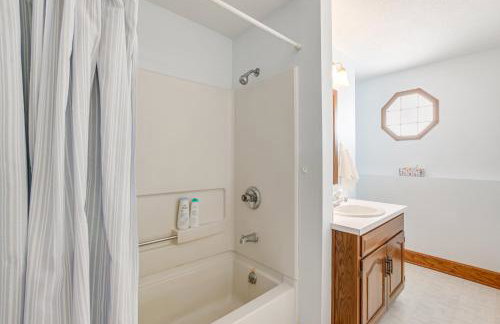 Secluded Ohio Amish Country Getaway with Fire Pit - Foto 12