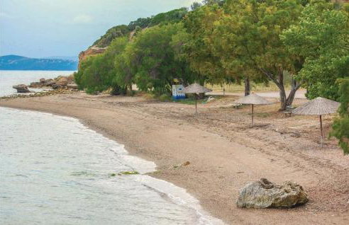 Two-Bedroom Holiday Home In Livanates - Foto 26