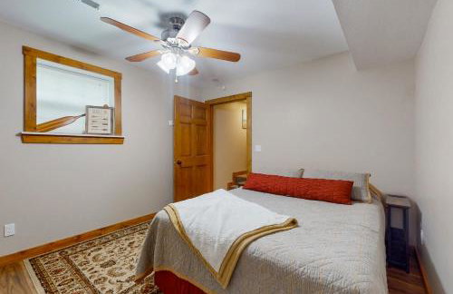 A Frame Cabin Sleeps 9 Pickleball Court Boat Slip - Foto 14