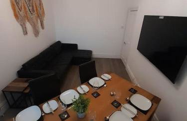 Chic 5 double bedroom house - 15 min to Manchester - Foto 54