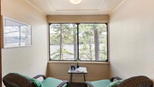 Waterfront 2 bed 2 bath (Suite 2) - Foto 2