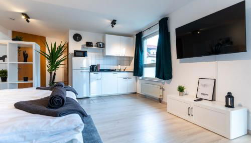 Mercedes I Stuttgart I Kitchen I Home Office I Parkplatz - Foto 4, towels, locker