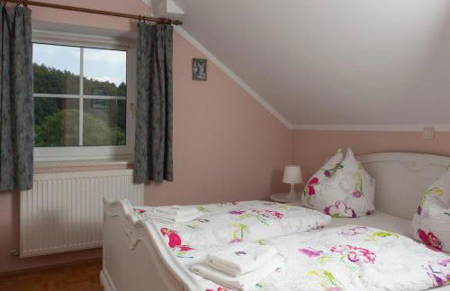 Ferienwohnungen am Ferienhof Schiegl - gerne auch Handwerker, Monteure - Foto 13