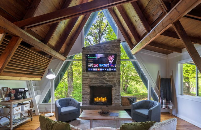 Lake View Hot Tub Modern A-frame - Foto 1