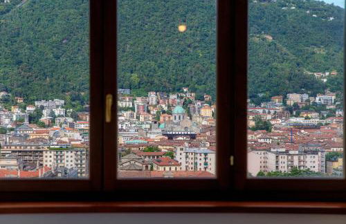 Bird's Eye View - by MyHomeInComo - Foto 22