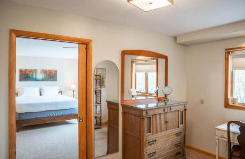 Lake Orchard View- 8 BR with Lake Access and Fire Pit - Foto 24