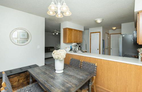 Spacious 4 Bed 2-5 BA Modern Home - Foto 12