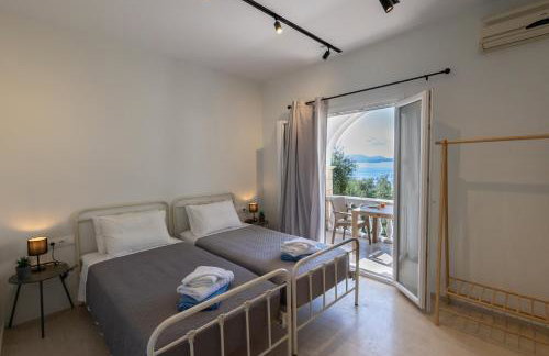 Vallia's Seaview & Stylish Apartments by Konnect, Nisaki - Photo 24