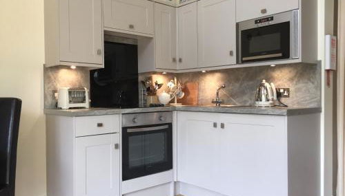 Swallow Barn - Photo 4