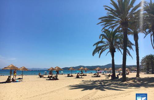 T2 rue piétonne Le Lavandou climatisé - Foto 8