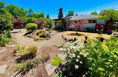 Colorful 50's Ranch in the Heart of Eugene - Foto 54