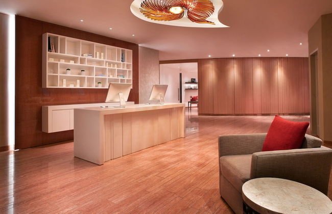 Grand Hyatt Residence - Photo 32