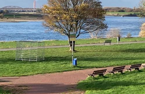 Apartment am Rhein ganze Wohnung NETFLIX Internet 1000 Mbits, free Parking - Foto 6