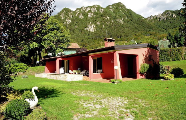 Villa by Lake Idro With Panoramic Views - Foto 1