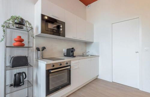 Studio équipé côté rue, parking gratuit - Foto 6