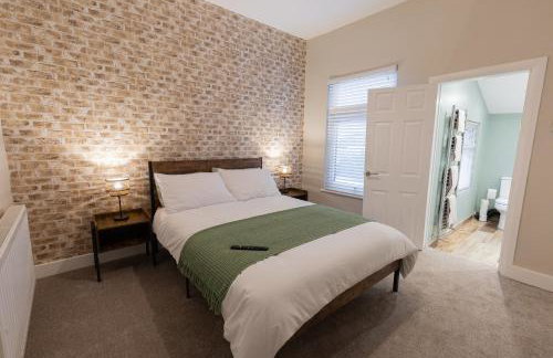 'Weston House' Newly Renovated Family and Workspace Business Cosy Home in Runcorn, Cheshire ENTIRE HOUSE - Foto 8