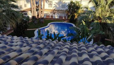 Adosado con piscina - Foto 2