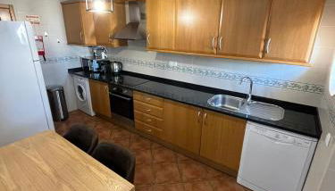 Parra Home Holidays - Close to Galé Beach - Foto 3