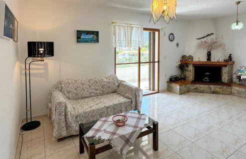 Nice Apartment In Korfos, Korinthos - Foto 4