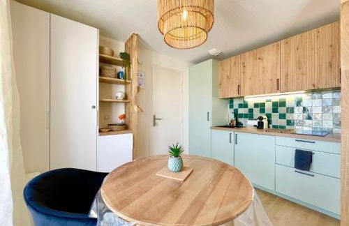 Le Phare Ouest - 80 m De La Mer - Vue Océan Sur Le Balcon - Entièrement Rénové - Internet Haut Débit - NOUVEAU - Foto 11