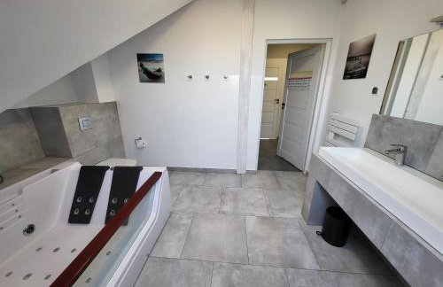 Villa Bella Zastan Sauna & Jacuzzi - Photo 34