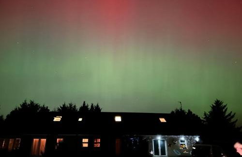 Forest Path luxury Studio Apartment with large bedroom bathroom and sauna Sleeps up to 4 - Photo 36