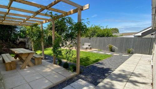 Cosy bungalow in countryside village near coast - Foto 1