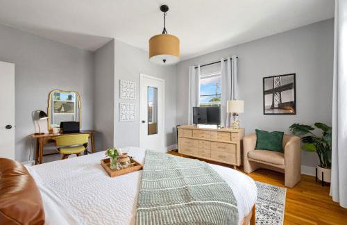 King Bed, Near DT and Best Restaurants, Pets OK! - Foto 2