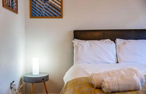 Nancy's 3 bedroom house near Heathrow Airport - Foto 2