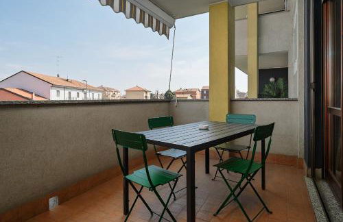NEW - Parking - 10 min from Fiera MiRHO - sleeps 4 - Foto 2