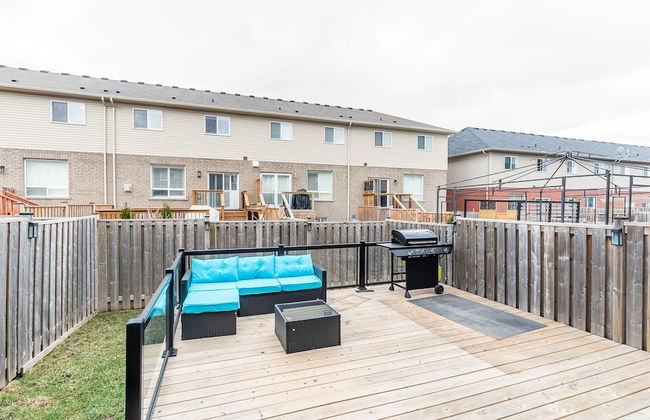 GLOBALSTAY. Modern 3-4 Bedroom Town - Photo 68