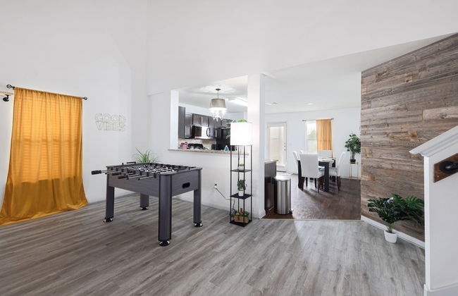 Hot Tub Foosball Fenced Yard Parking - Foto 11