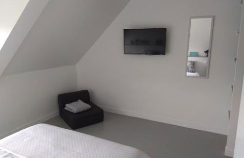 Maison Cosy entre CAP FREHEL et SAINT MALO 1km PLAGE 5min GR34 Wifi Jardin Vélos "CASA OHANA" - Foto 32