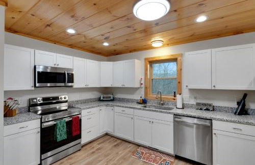 Blue Sky Cabin - Built in 2023 this 3 bed 2,5 bath home has gorgeous views - Foto 10