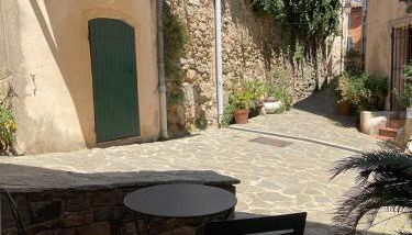 Maison de village 3 chambres avec petite terrasse - Foto 2