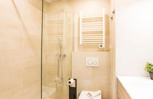 L'ANGE GARDIEN AP4269 by Riviera Holiday Homes - Foto 25