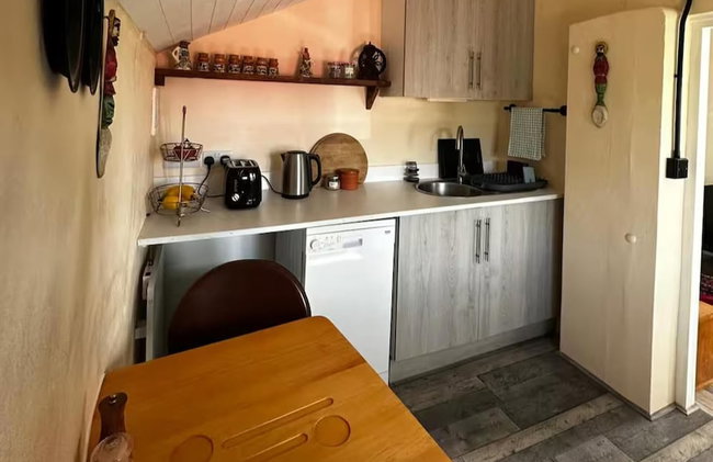Little Linney - Sleeps 2 - Garden - Wifi - Parking - Photo 12