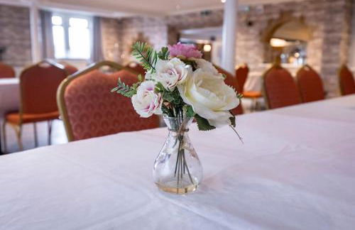 New Hobbit, stunning views, sleeps 42, Bar, Hot Tub - Foto 8