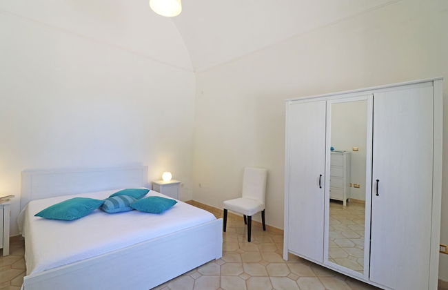 Villa on the Alimini Lakes a Stone's Throw From the sea - Foto 1