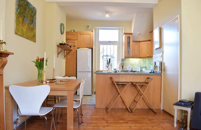 Charming 2 Bedroom Home 3 Near Arsenal Station - Foto 6