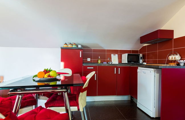 Elegant and Lavish Leisure Apartments Zadar With Outdoor Pool - Foto 32