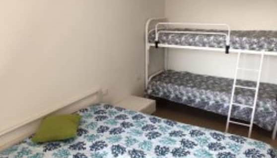 Minimalist Apartment in a Quiet Area - Beahost - Foto 2, Habitación