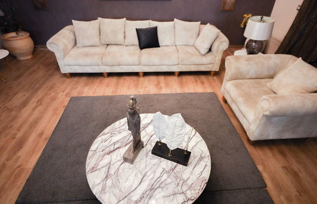 Angel Amber Kiss 2BR Apt - Photo 40