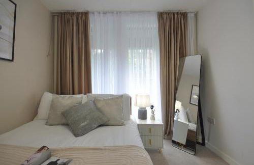 Modern 2 Bedroom Apartment Steps from Vauxhall St - Foto 15