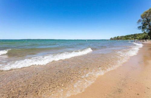 Modern Golfview Condo near the Grand Traverse Bay - Foto 30