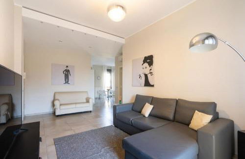 Trani with view - roomy apartment with balconies - Foto 4